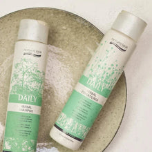 Natural Look Daily Herbal Conditioner 300ml