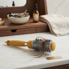 Natural Look Static Free Ceramic Thermal Round Brush 25mm