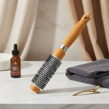 Natural Look Static Free Ceramic Thermal Round Brush 25mm