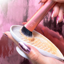 Real Techniques Brush Cleansing Palette